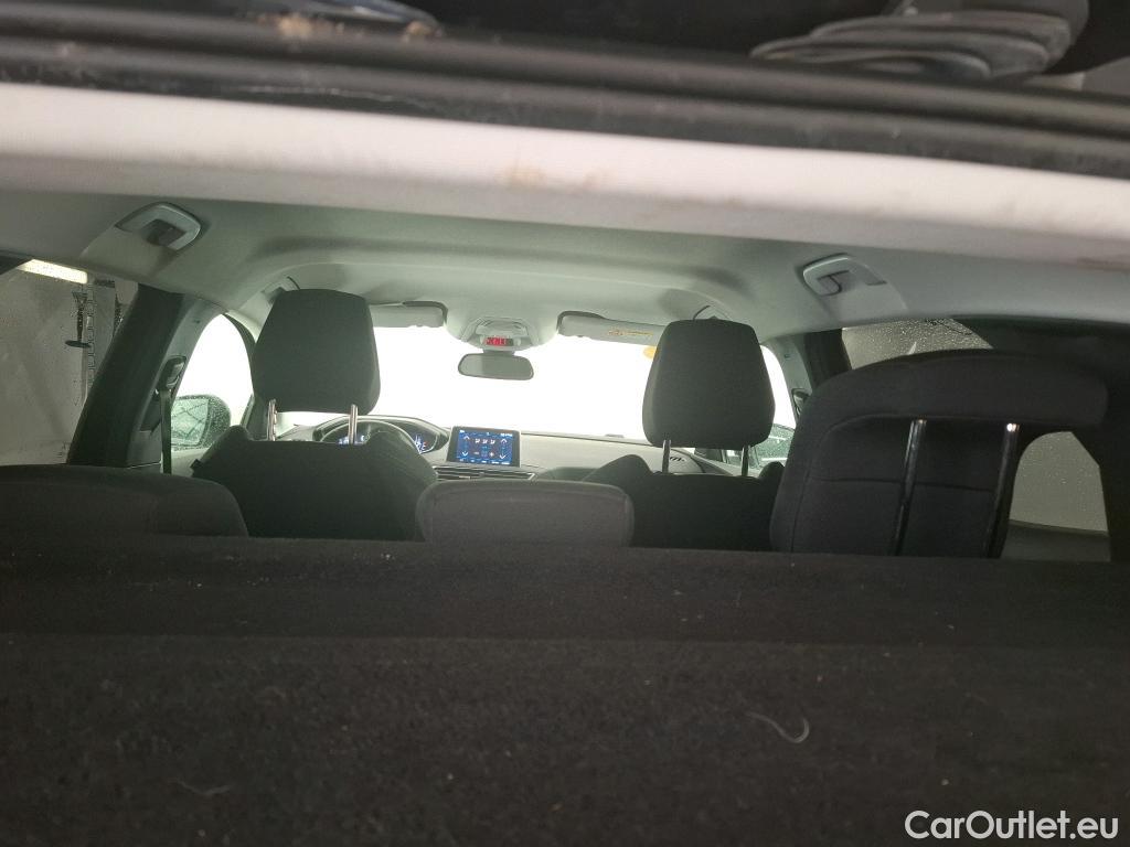  Peugeot  3008  II Active Pack 1.2 PureTech 130CV BVA8 E6d #39