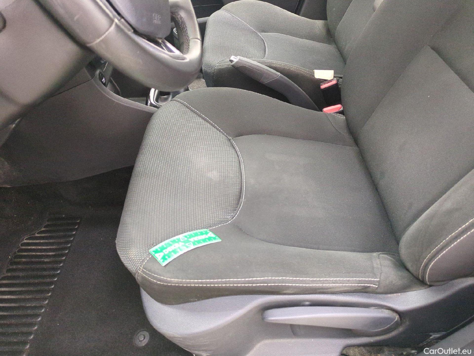  Renault  Clio  IV Business 0.9 TCe 90CV BVM5 E6 #7