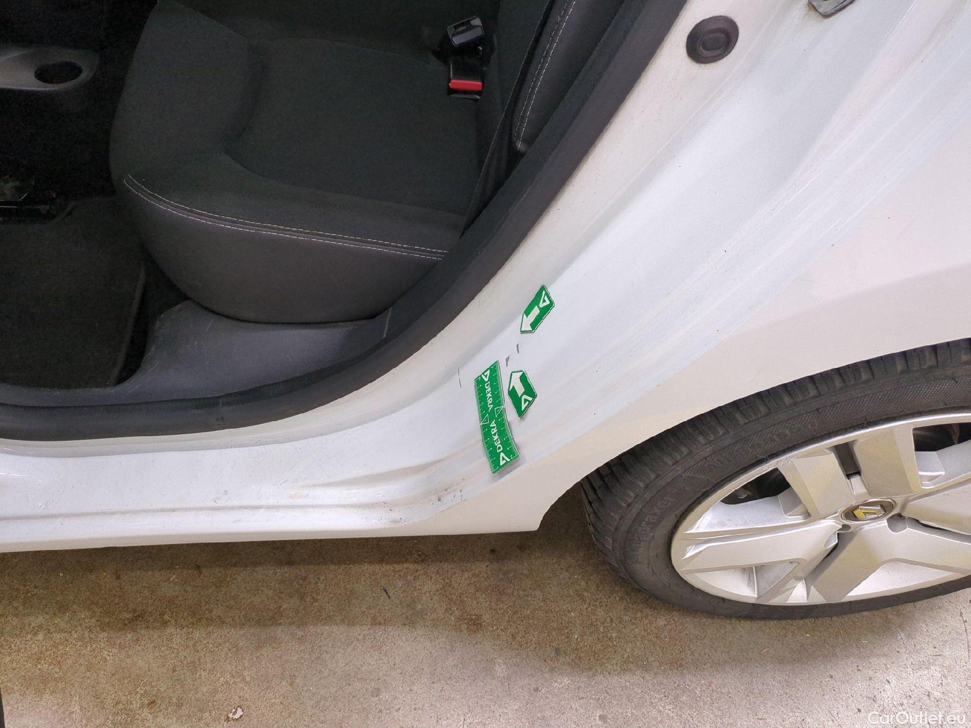  Renault  Clio  IV Business 0.9 TCe 90CV BVM5 E6 #10