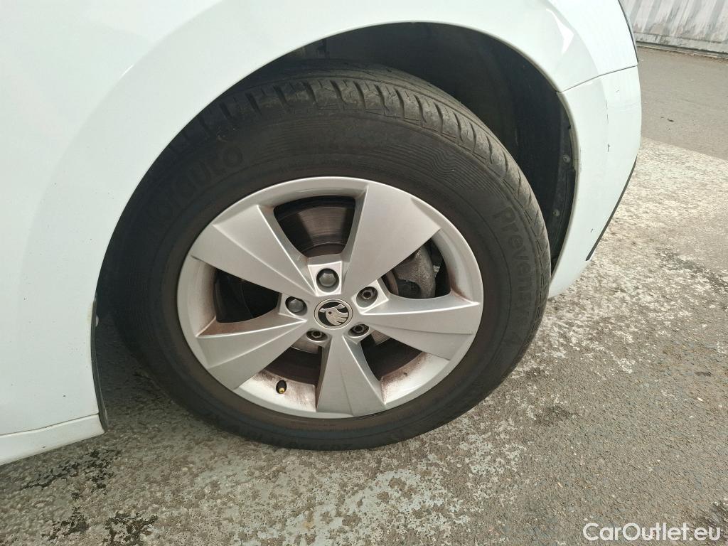  Skoda  Octavia  Break Business 2.0 TDI 150CV BVA7 E6d #19