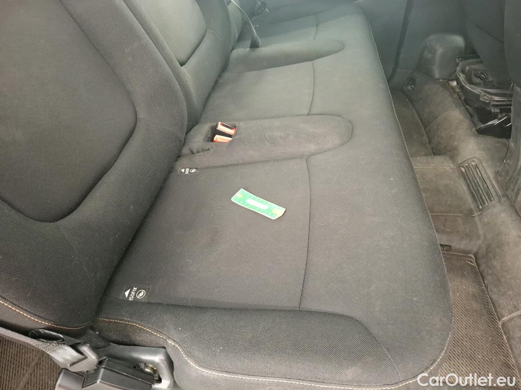  Renault  Trafic RENAULT  4p Combi Zen L1 Energy dCi 125 8 places #16