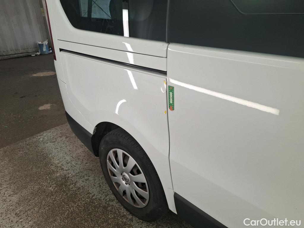  Renault  Trafic RENAULT  4p Combi Zen L1 Energy dCi 125 8 places #1