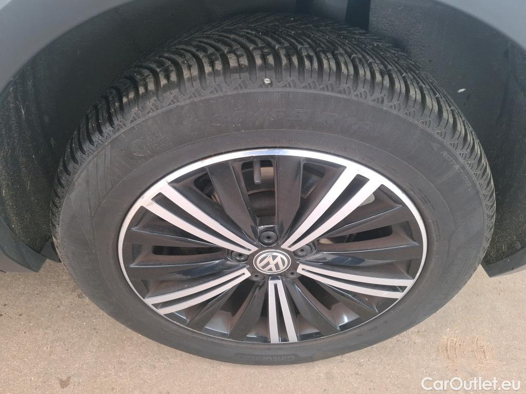  Volkswagen  Tiguan VOLKSWAGEN   2016  5P  SUV 20 TDI 150 DSG7 Carat Exclusive #15
