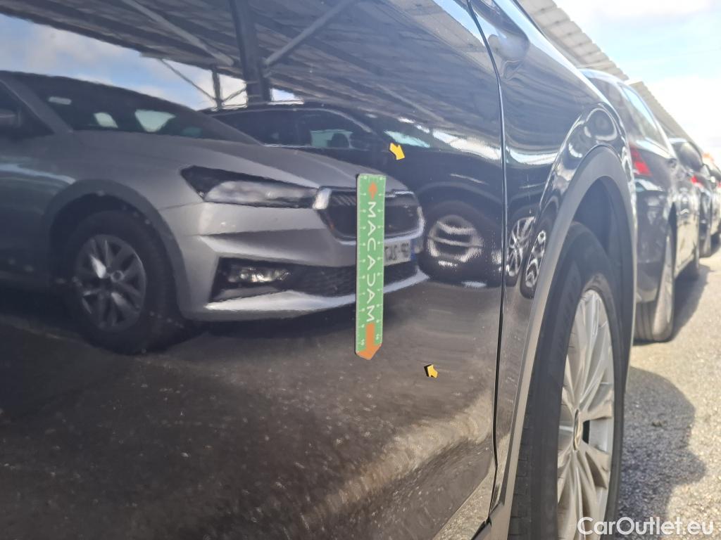  Volkswagen  Tiguan VOLKSWAGEN  / 2020 / 5P / SUV 2.0 TDI 150 DSG7 Life Business #21