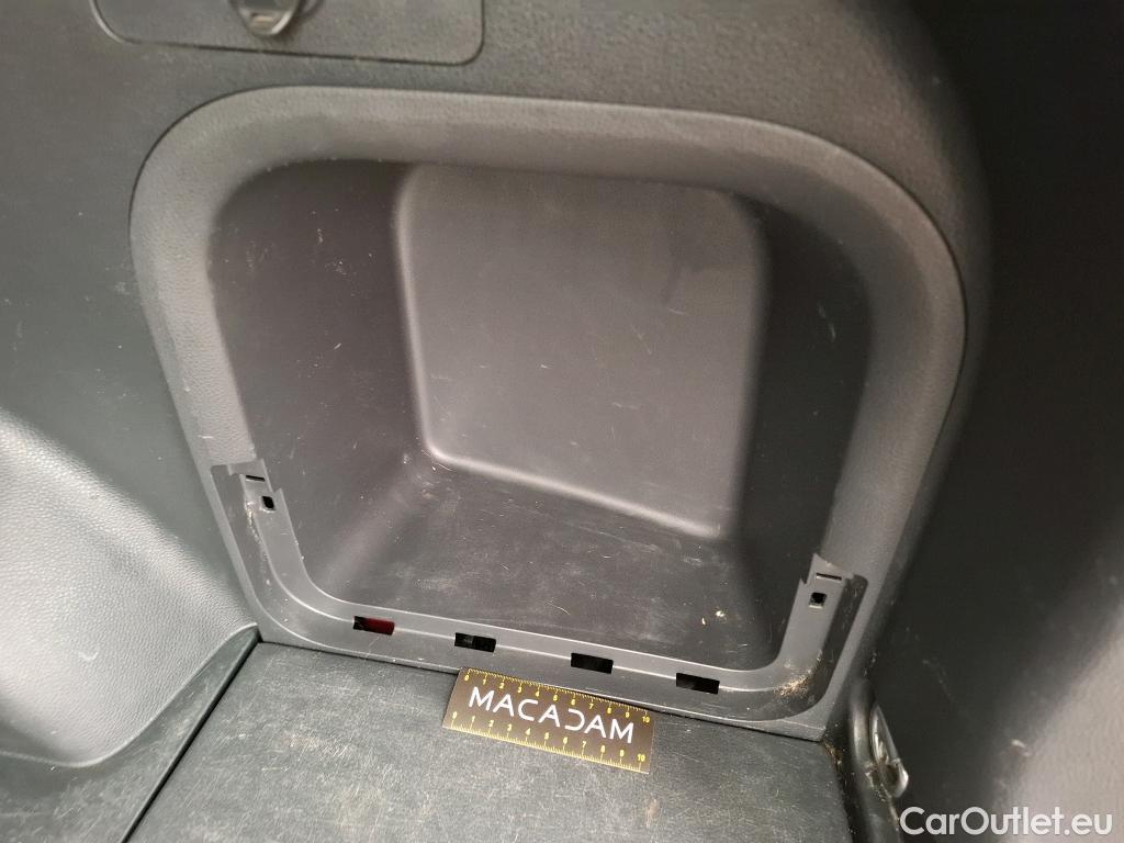  Toyota  RAV4 TOYOTA  Hybride / 2018 / 5P / SUV 2WD 218ch Dynamic #4