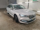  Skoda  Superb SKODA  Combi / 2019 / 5P / Break 1.4 TSI PHEV 218ch DSG6 Business #4
