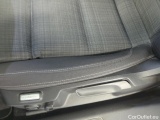  Volkswagen  Passat Volkswagen  2.0 TDI EVO 150 KM 6 biegów Business 4d #88
