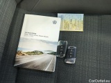  Volkswagen  Passat Volkswagen  2.0 TDI EVO 150 KM DSG Business 4d #3