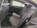  Volkswagen  Passat Volkswagen  2.0 TDI EVO 150 KM DSG Business 4d #18