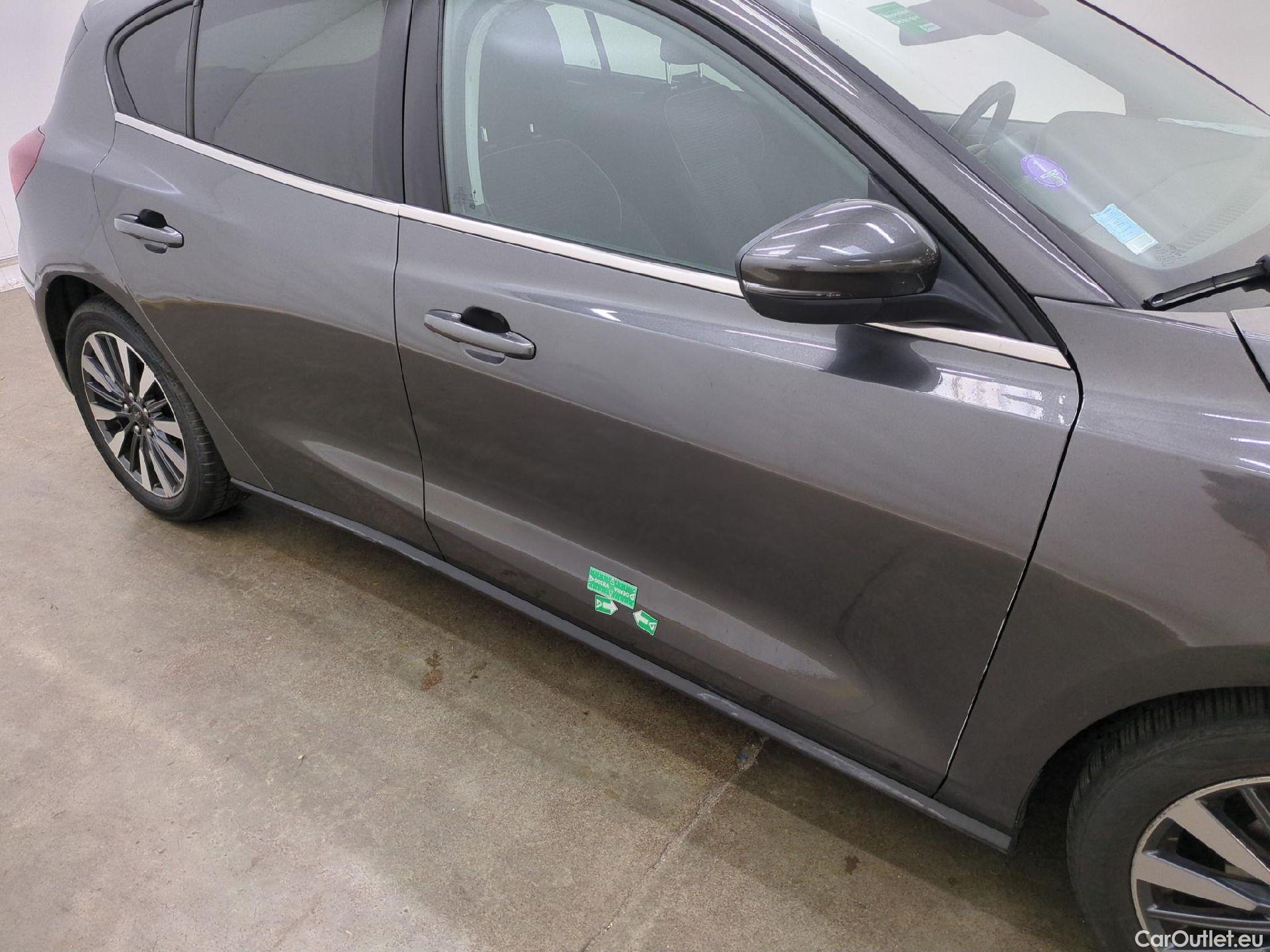  Ford  Focus FORD  / 2021 / 5P / Berline 1.0 Flexifuel hybrid 125 Titanium Style(SP) TVU #36