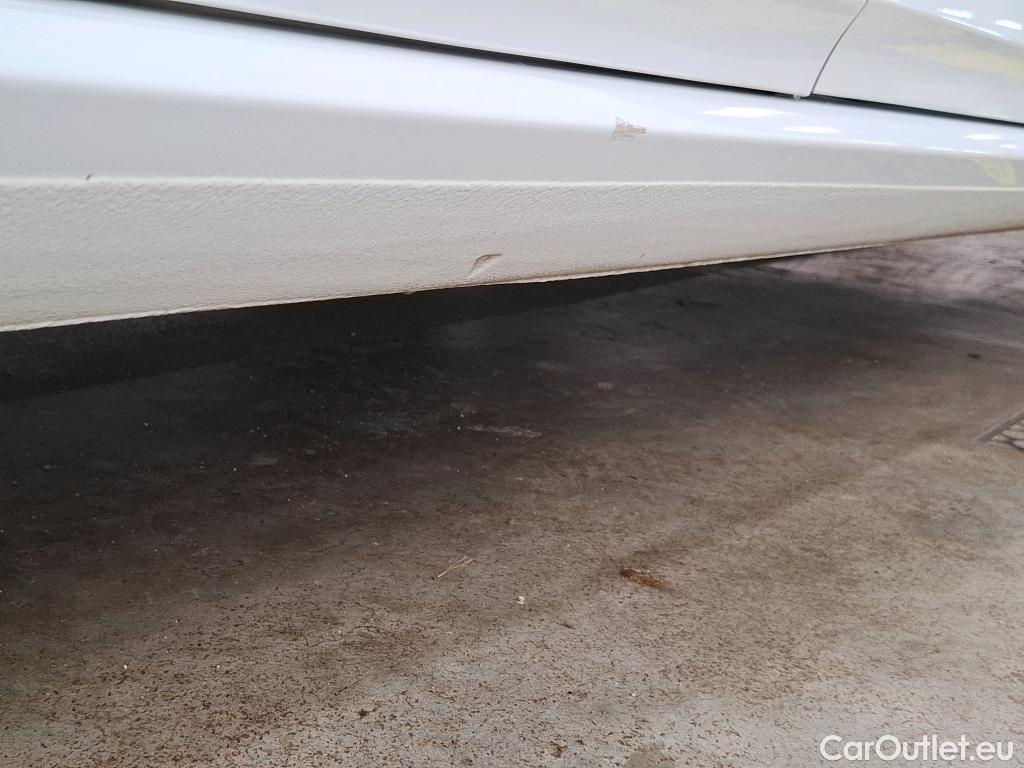  Renault  Megane  IV Berline 5pt. Société Air Nav 1.5 dCi 90CV BVM6 E6 #14