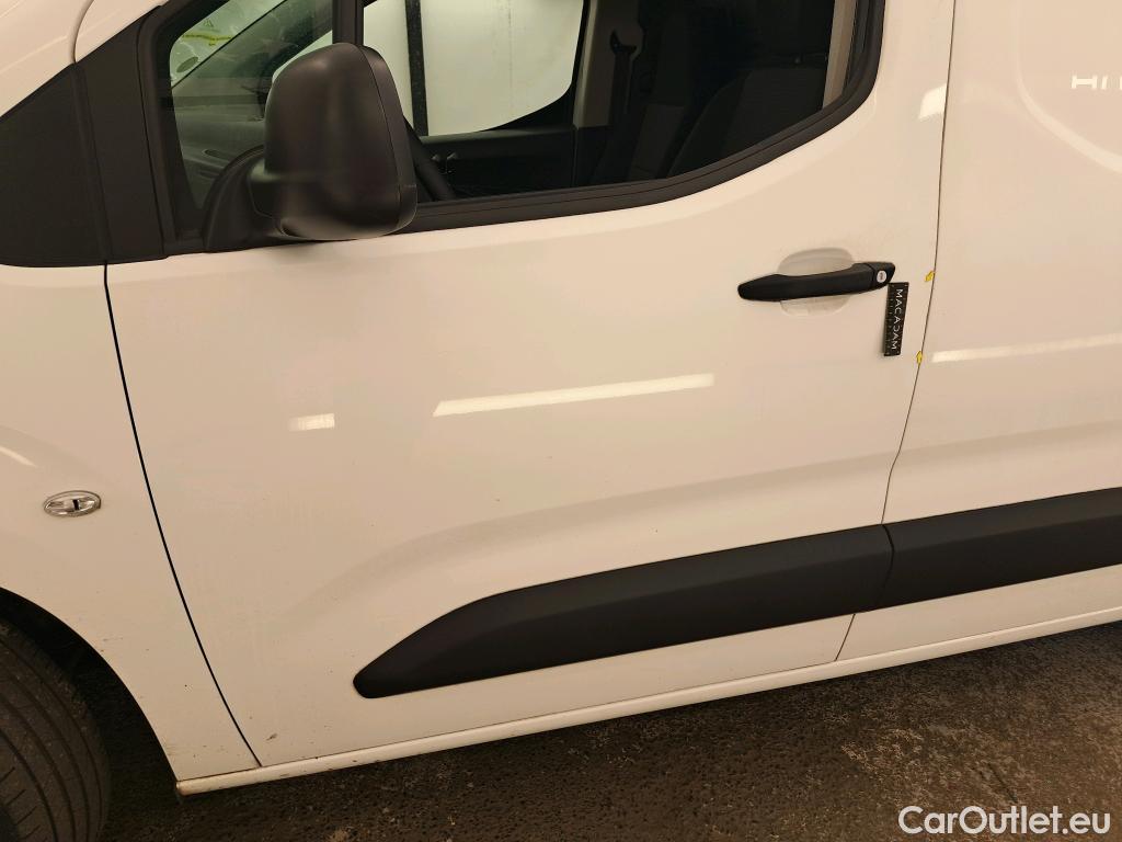  Citroen  Berlingo CITROEN  Van / 2018 / 4P / Fourgonnette Taille M 650kg BlueHDi 100 S&S BVM Club #7