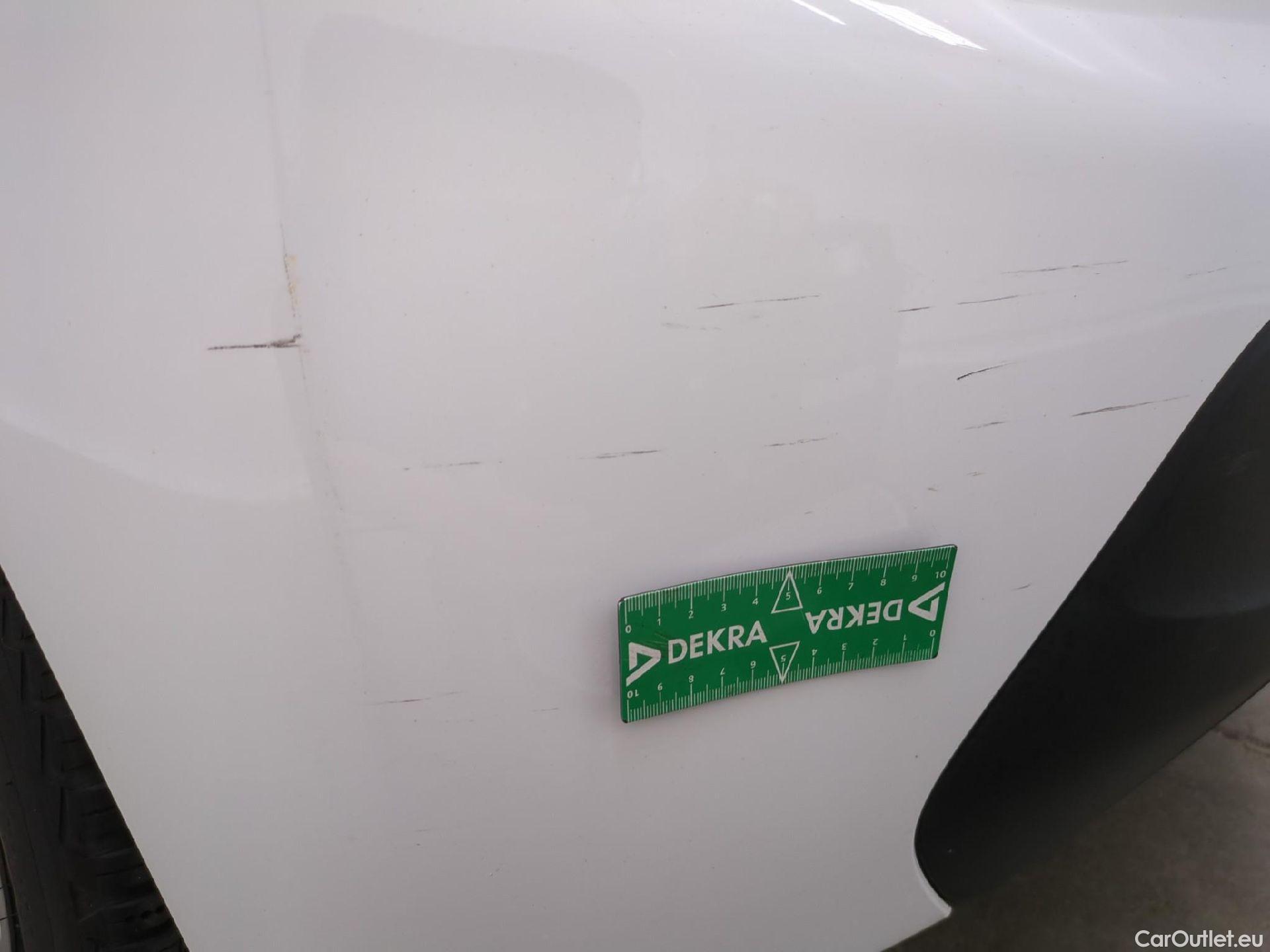  Peugeot  208  Premium 1.5 HDi 100CV BVM6 E6d #19