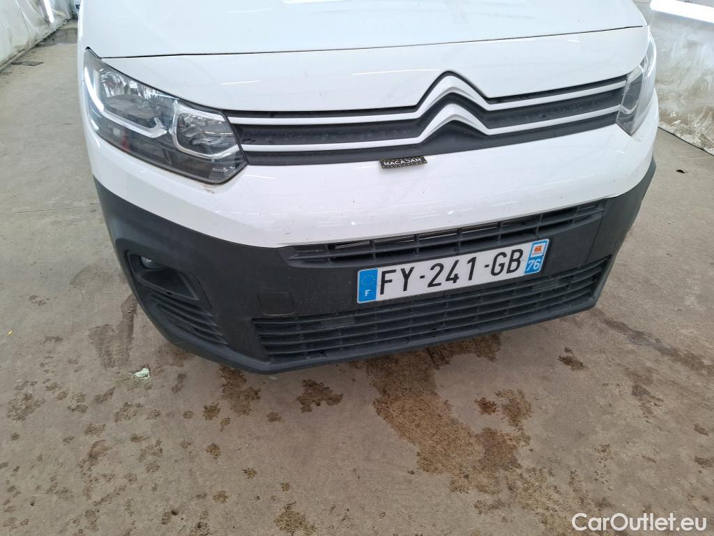  Citroen  Berlingo CITROEN  / 2018 / 4P / Fourgonnette M 650kg BlueHDi 75 S&S BVM Club #25
