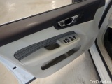  Volvo  XC60 Volvo  T4 Momentum Pro Auto 5d #26