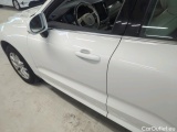  Volvo  XC60 Volvo  T4 Momentum Pro Auto 5d #57