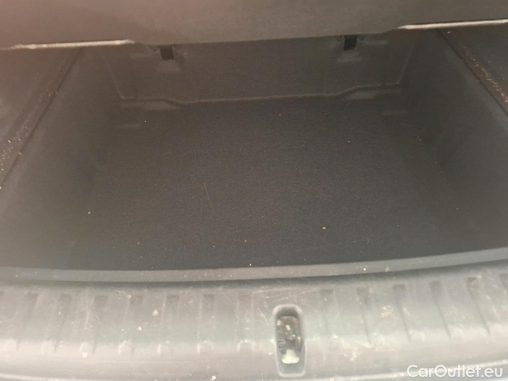  Bmw  X1 BMW  / 2022 / 5P / SUV sDrive18d Business Design DKG7 #5