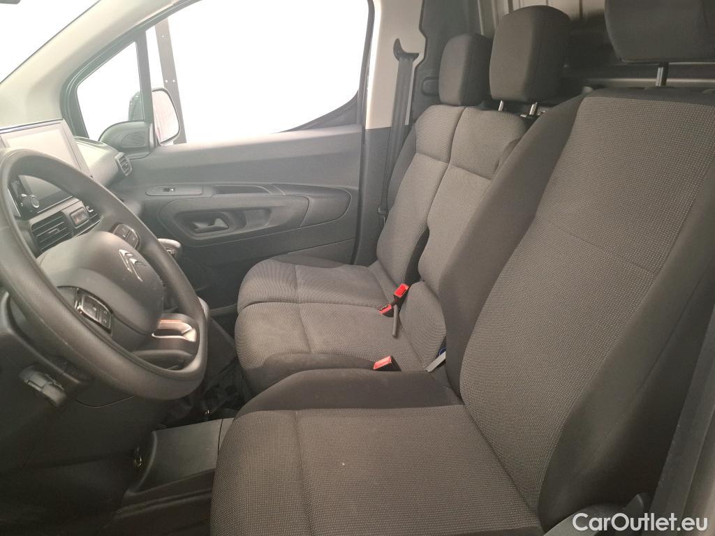  Citroen  Berlingo CITROEN  Van / 2018 / 4P / Fourgonnette Taille M 650kg PureTech 110 S&S BVM Club #8