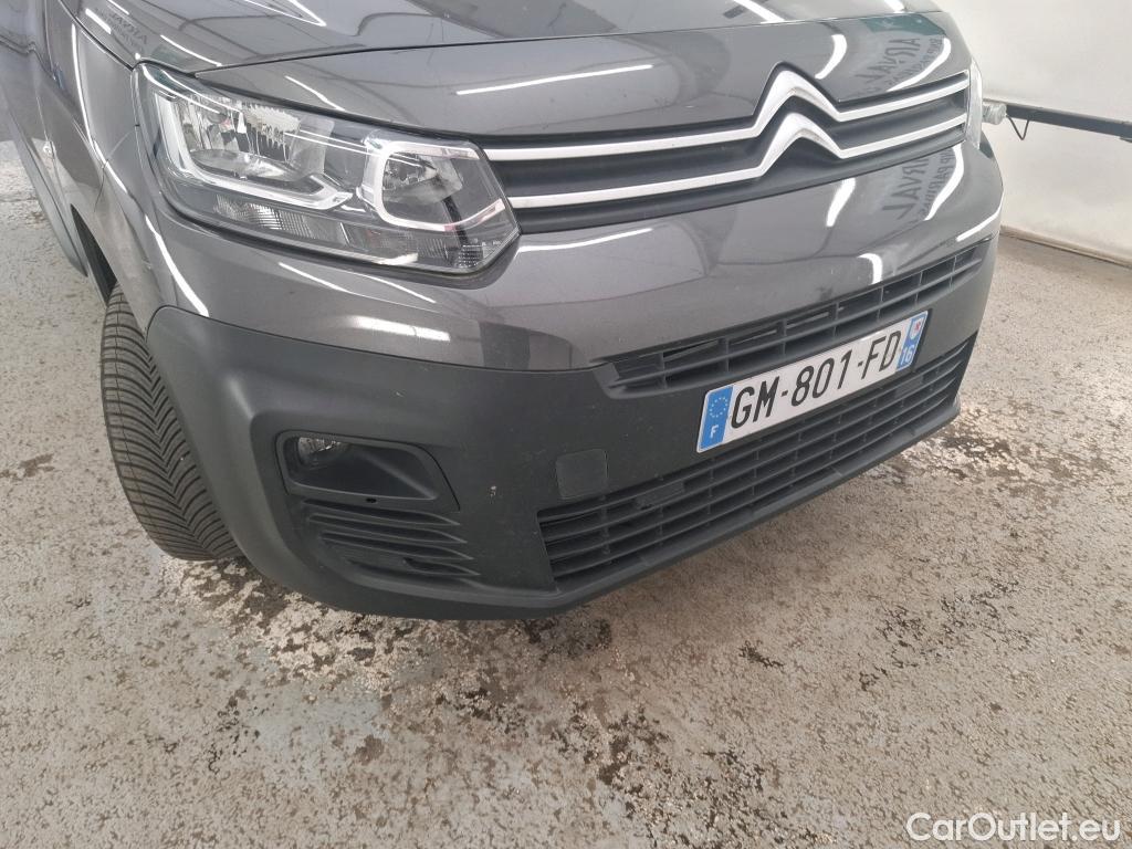  Citroen  Berlingo CITROEN  Van / 2018 / 4P / Fourgonnette Taille M 650kg PureTech 110 S&S BVM Club #12