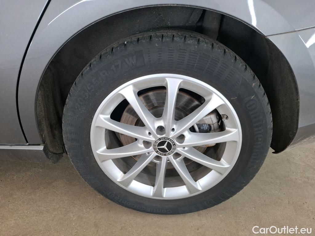  Mercedes  A-Klasse MERCEDES-BENZ Classe A Berline / 2018 / 4P / Berline A 250 e Business Line 8G-DCT #46