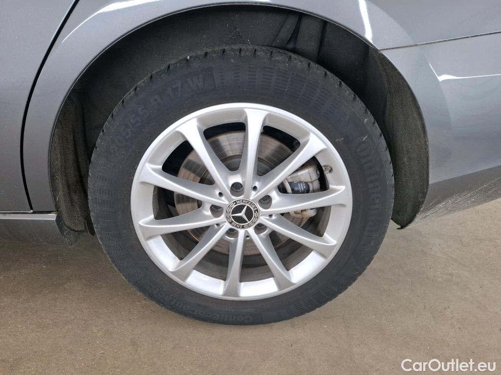  Mercedes  A-Klasse MERCEDES-BENZ Classe A Berline / 2018 / 4P / Berline A 250 e Business Line 8G-DCT #34