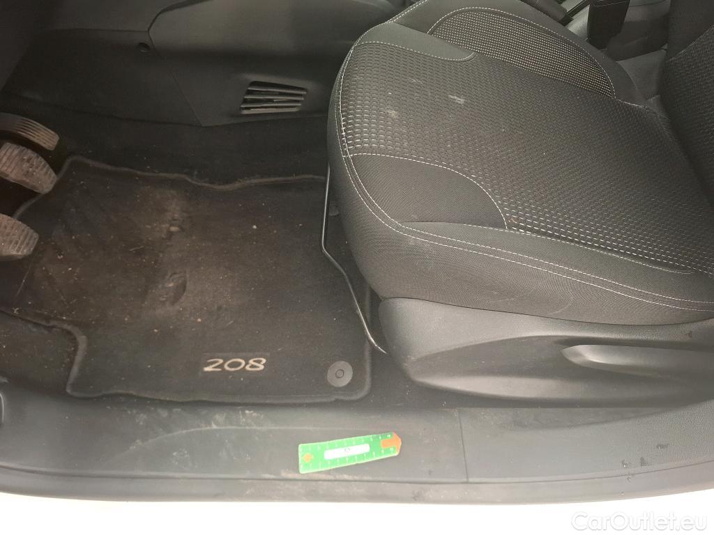  Peugeot  208 PEUGEOT  / 2015 / 5P / Berline &BLUEHDI 100 €6.c S&S ALLURE BUSINESS #1