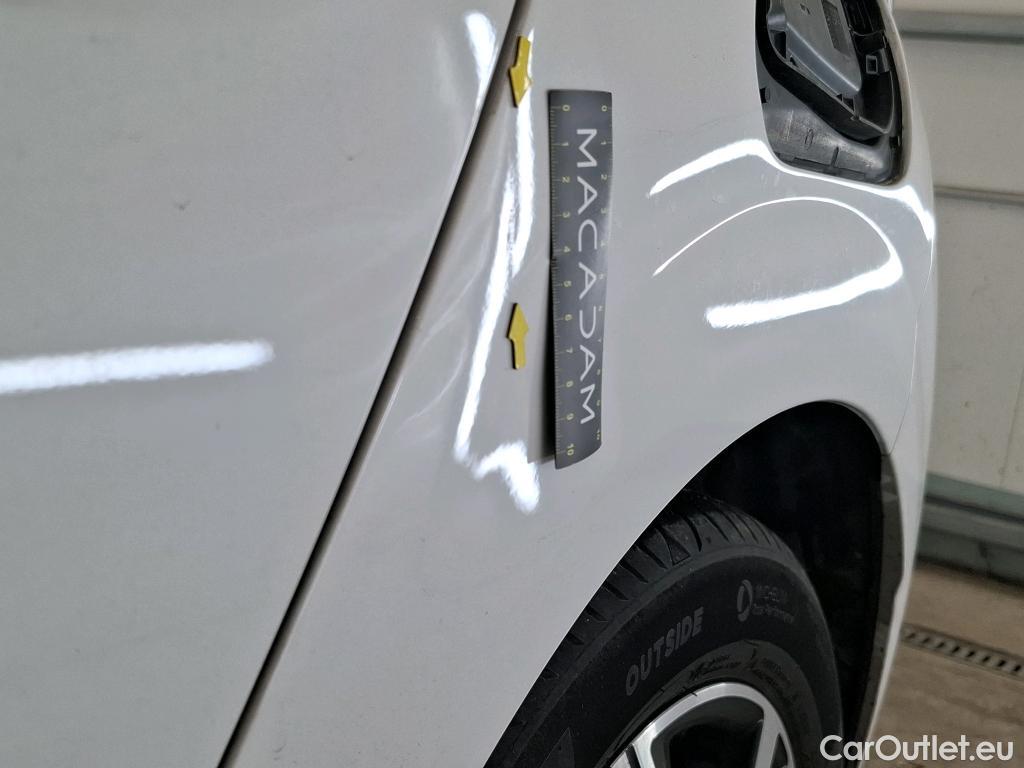  Peugeot  208  Allure Business 1.2 PureTech 100CV BVM6 E6d #9