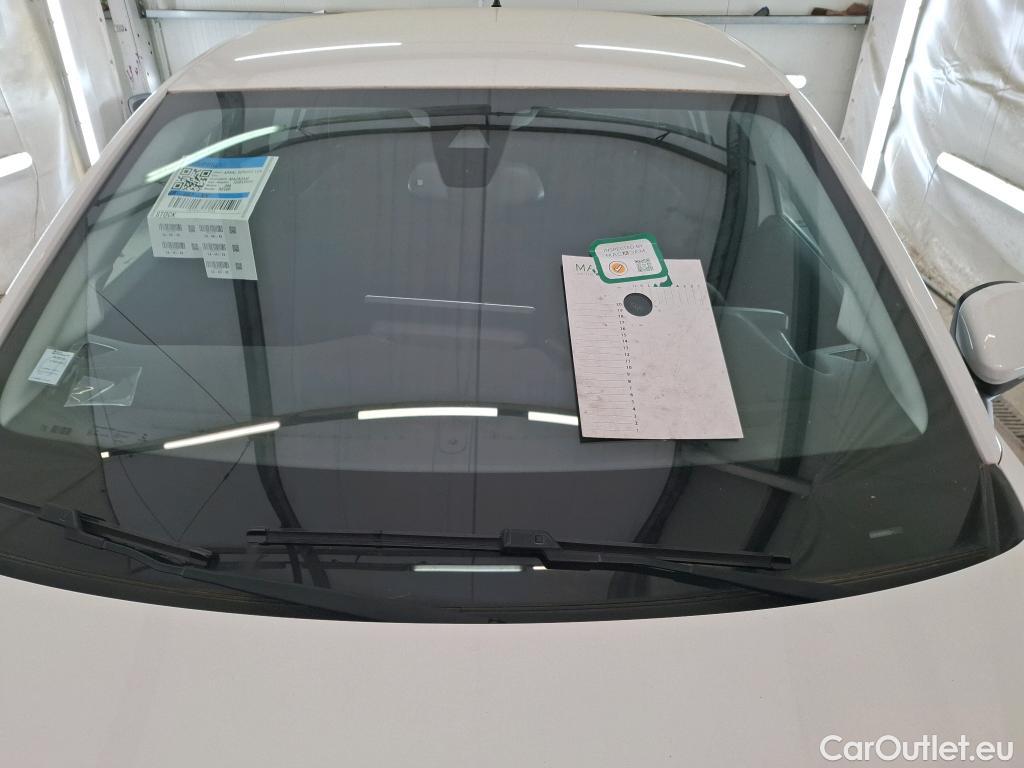  Peugeot  208  Allure Business 1.2 PureTech 100CV BVM6 E6d #28