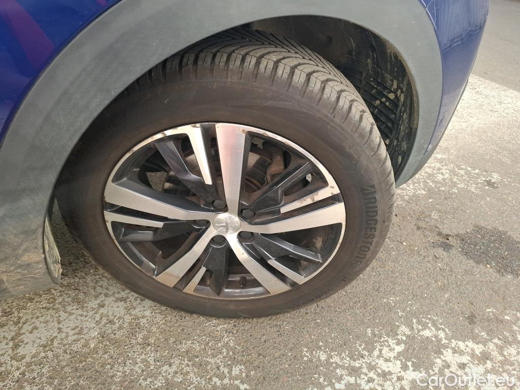  Peugeot  3008  Allure 1.2 PureTech 130CV BVA8 E6d #17