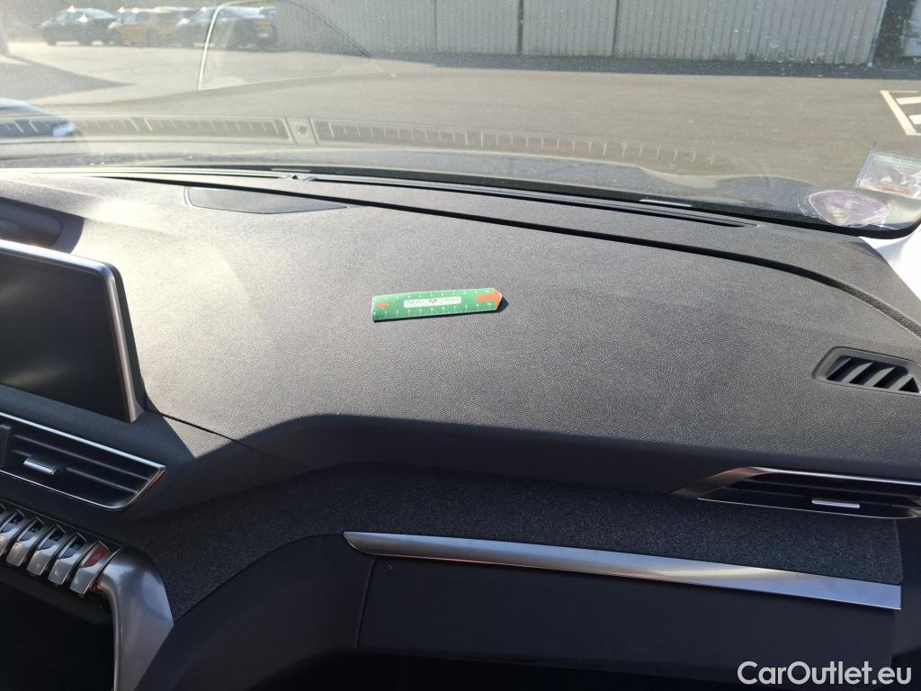  Peugeot  3008  Allure Business 1.2 PureTech 130CV BVA8 E6dT #69