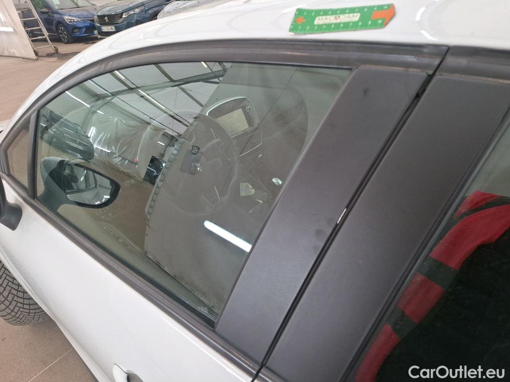  Renault  Clio  IV Business 0.9 TCe 90CV BVM5 E6 #33