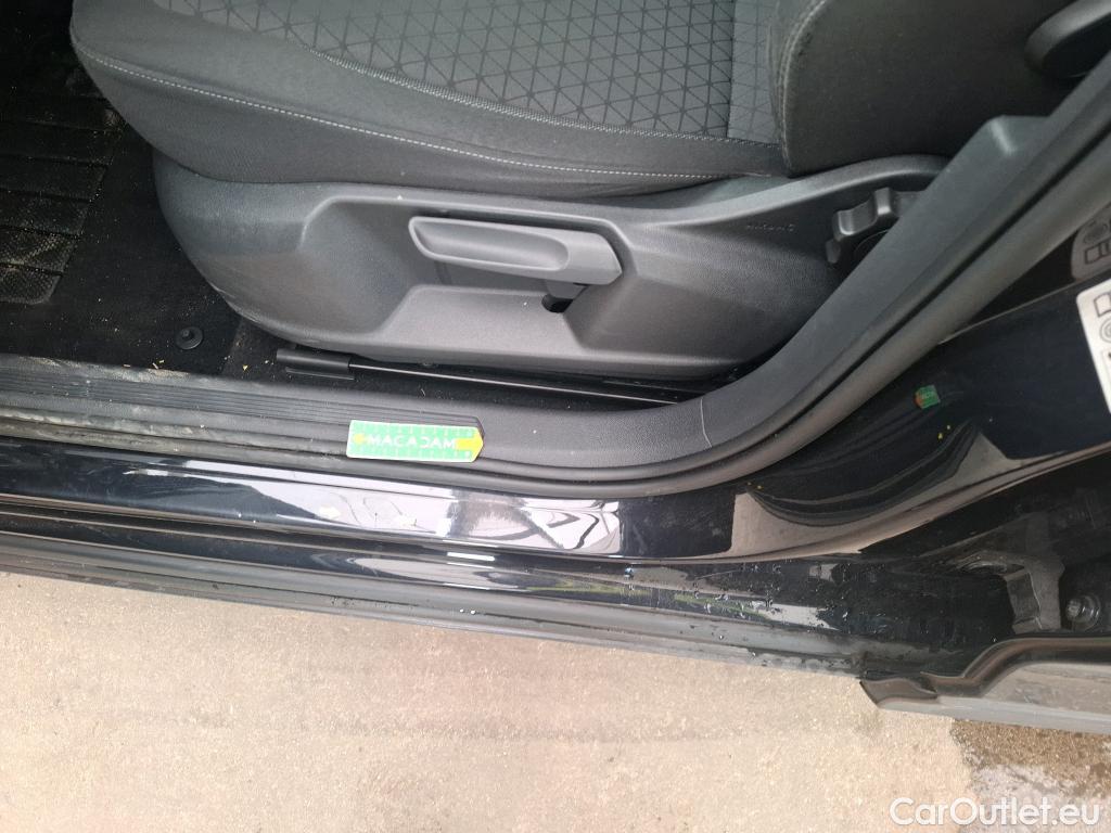  Volkswagen  T-CROSS  Lounge Business 1.0 TSI 110CV BVM6 E6d #16