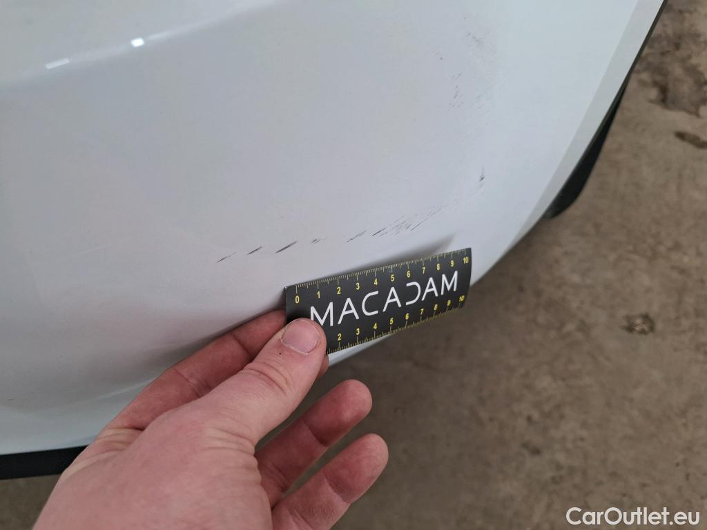  Tesla  Model Y TESLA  / 2021 / 5P / SUV RWD #18
