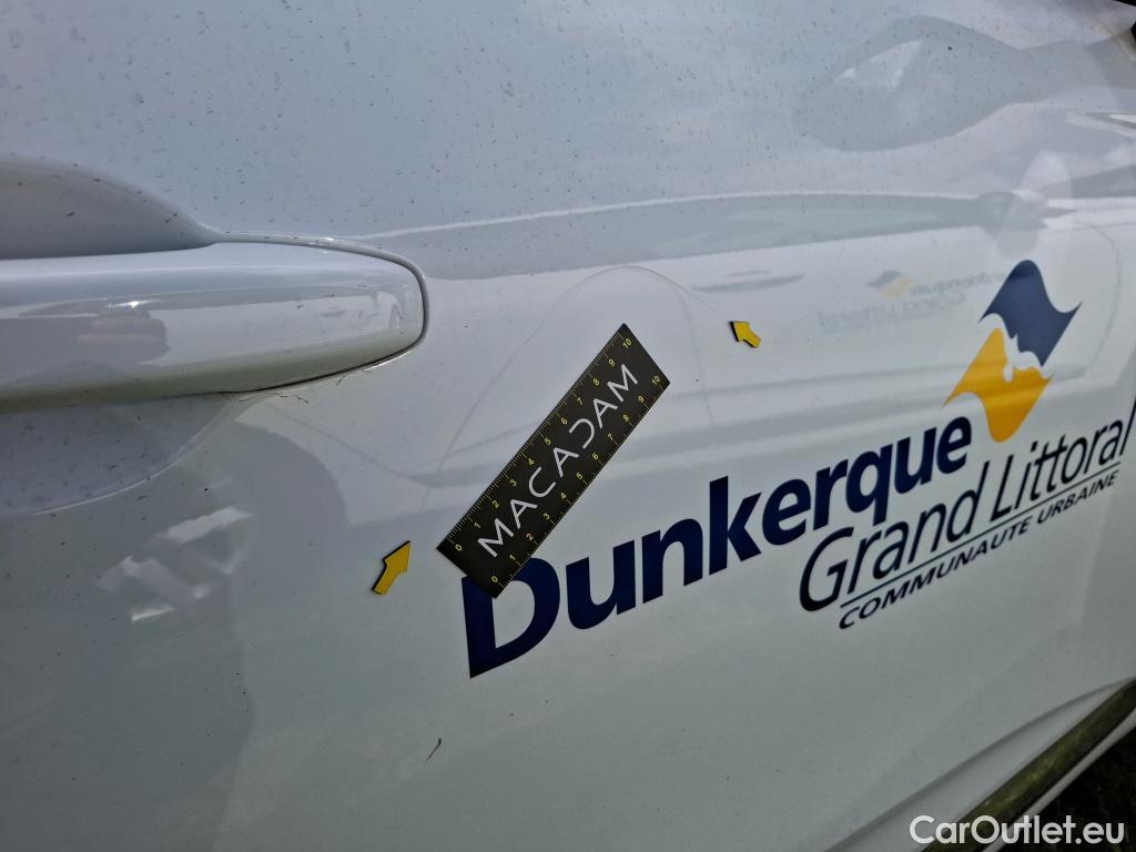 Renault  Clio  V Business 1.6 E-TECH Hybrid 140CV BVA6 E6d #4