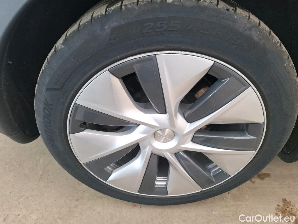  Tesla  Model Y TESLA  / 2021 / 5P / SUV RWD #4