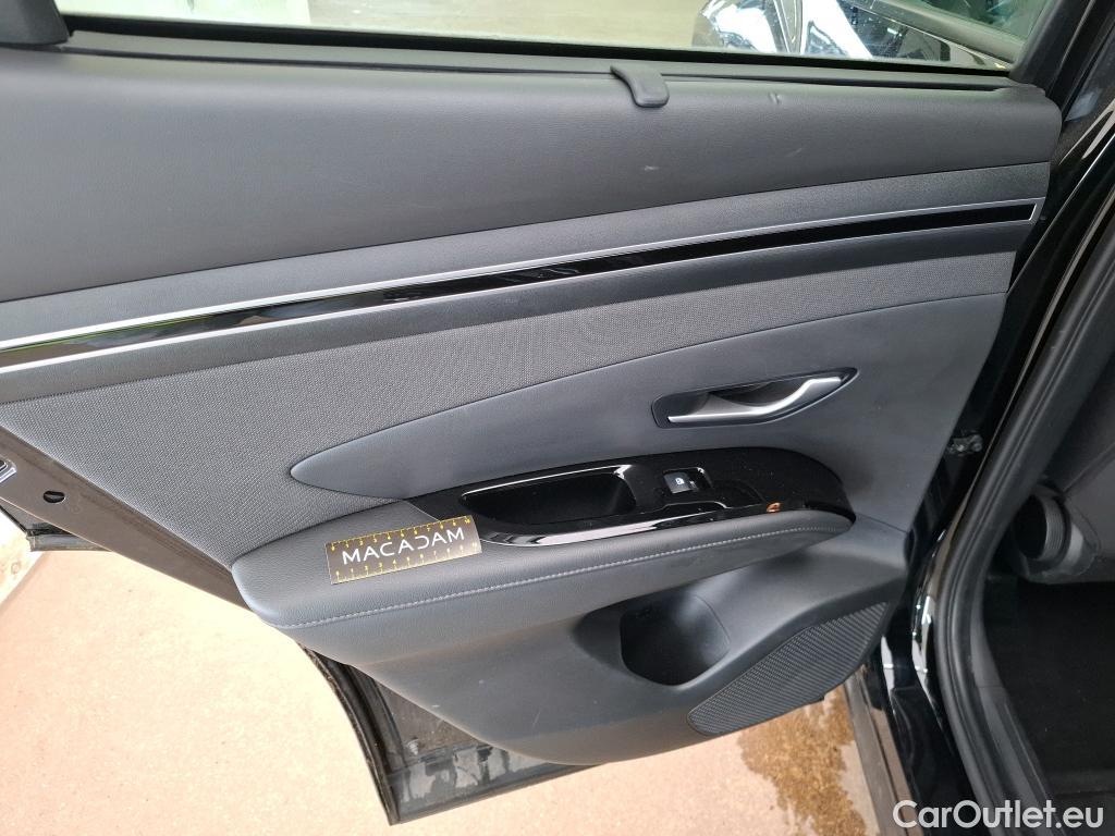  Hyundai  Tucson  Creative Hybrid 2WD 1.6 T-GDI 230CV BVA6 E6d #27