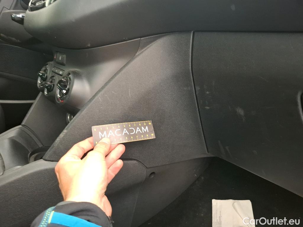  Peugeot  208  Affaire Premium Pack 1.6 HDi 75CV BVM5 E6 #35