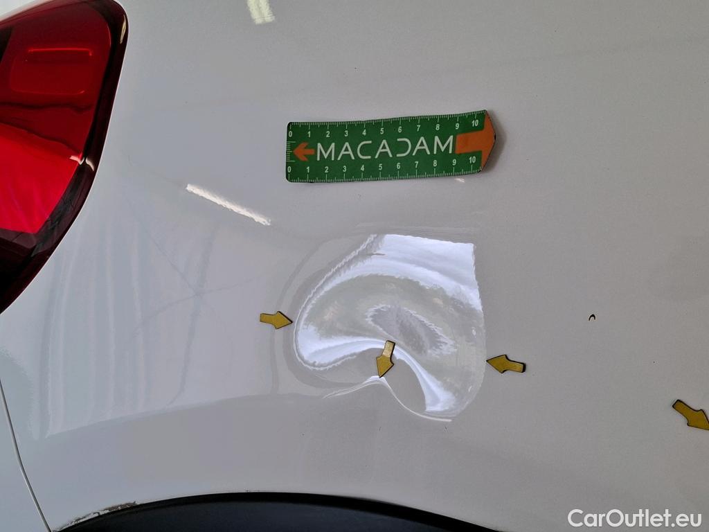  Citroen  C3  Shine Business 1.2 PureTech 110CV BVM6 E6d #2
