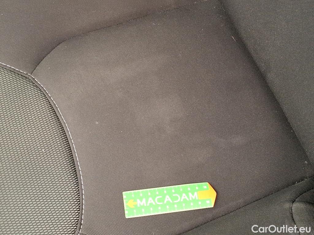  Renault  Clio  IV Business 0.9 TCe 90CV BVM5 E6 #25