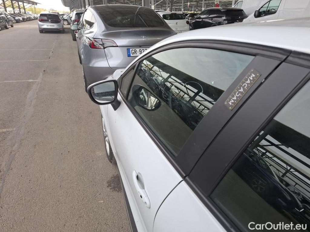  Renault  Clio  IV Business 0.9 TCe 90CV BVM5 E6 #20