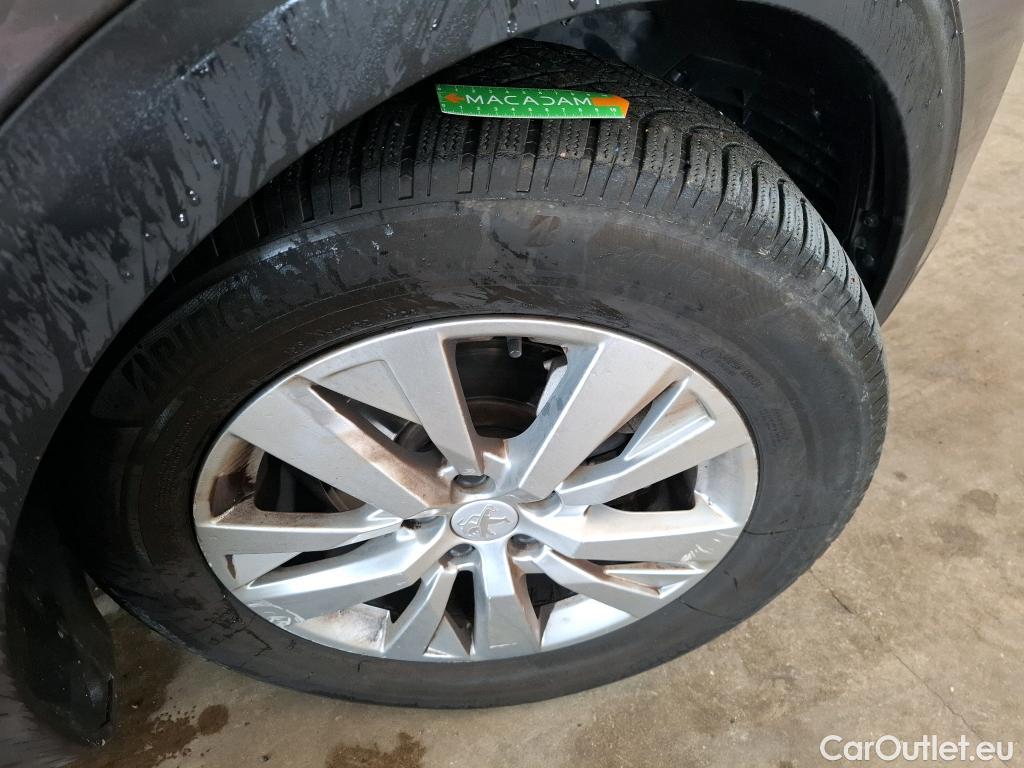  Peugeot  3008  Active Pack 1.2 PureTech 130CV BVA8 E6d #30