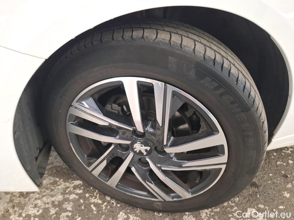  Peugeot  208  Style 1.2 PureTech 75CV BVM5 E6d #18