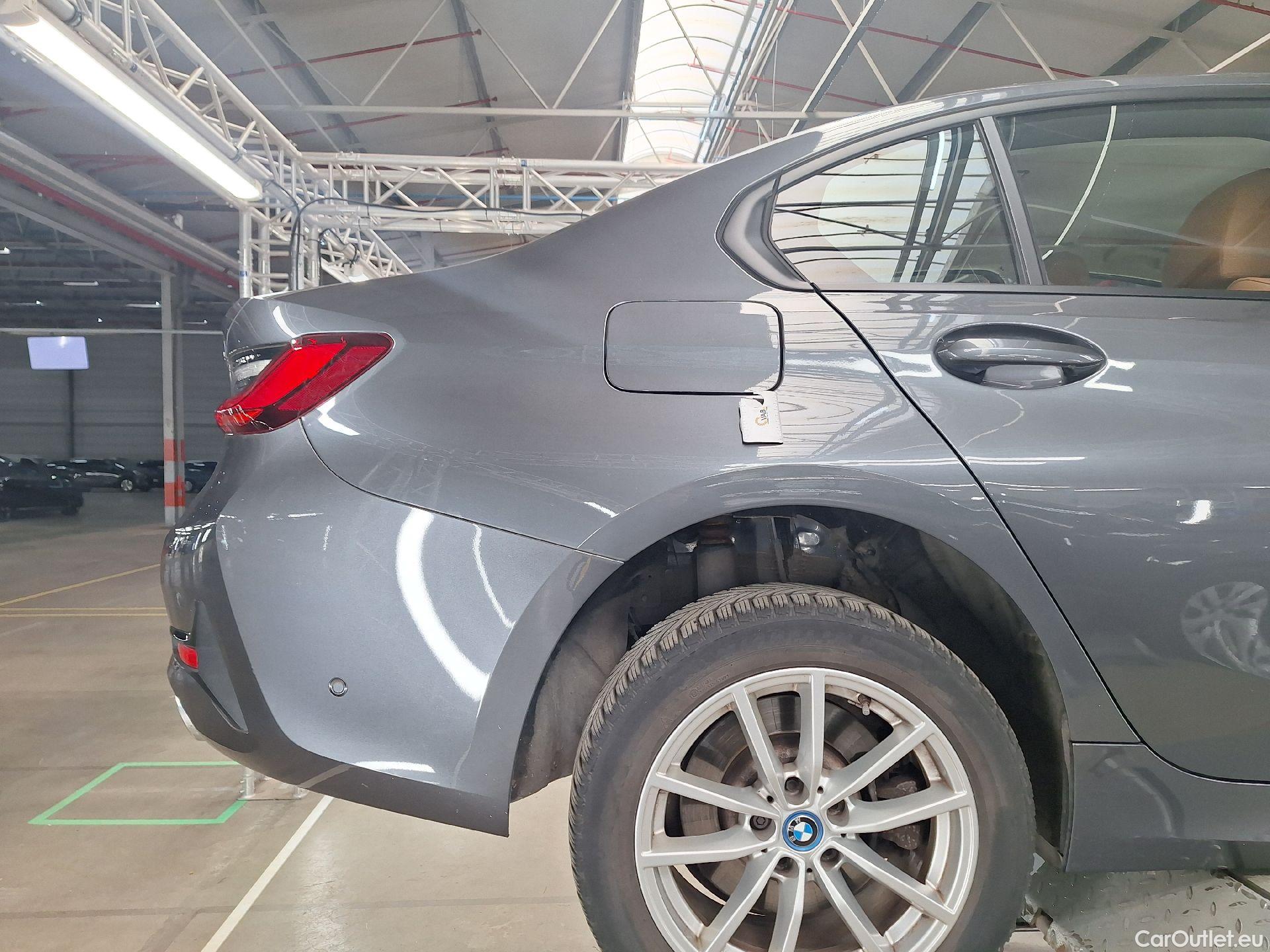  Bmw  Serie 3 BMW, 3-serie '18 PHEV, BMW 3 Reeks Berline 330e (215 kW) 4d #15