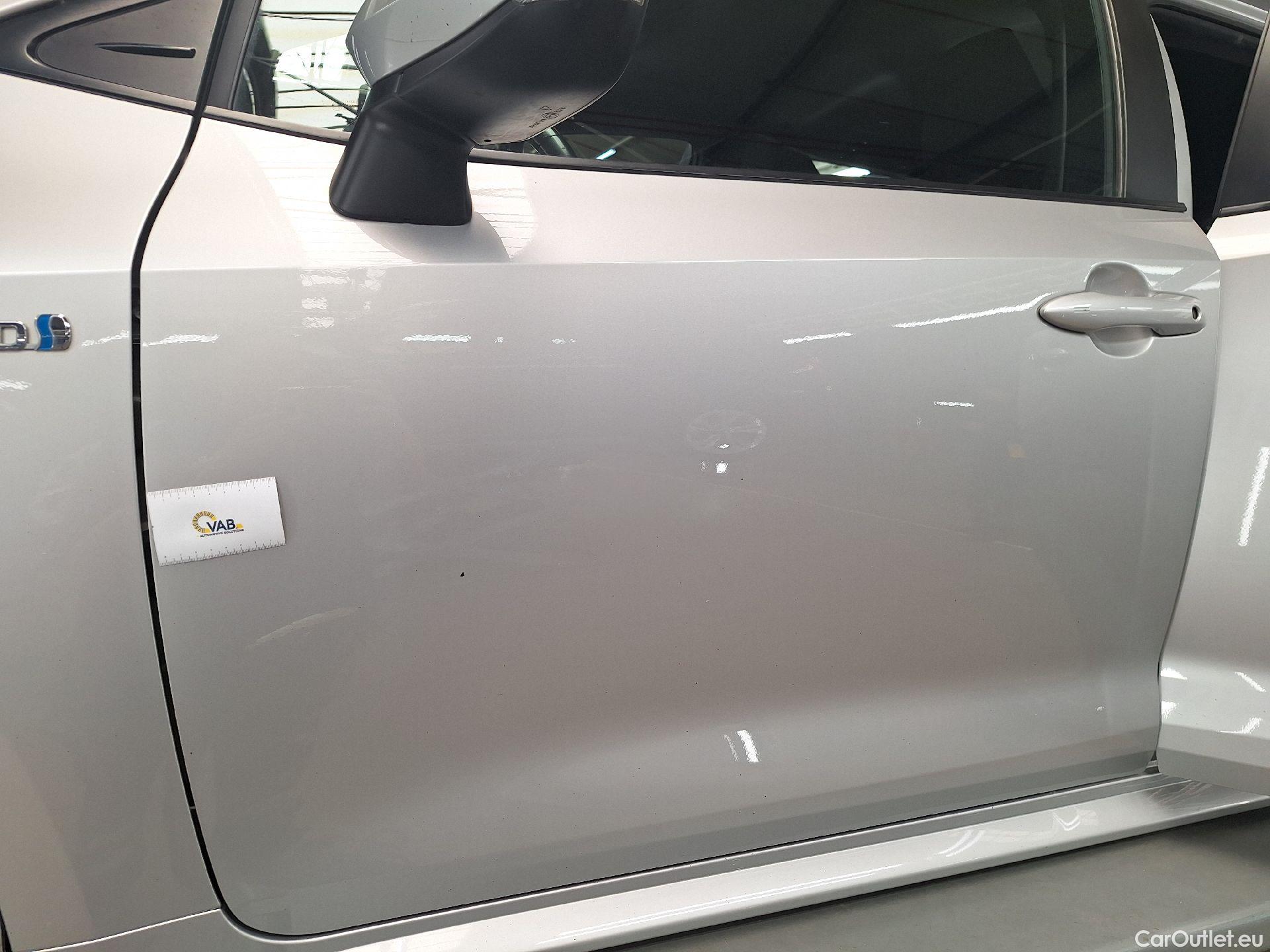  Toyota  Corolla Toyota,  TS '19, Toyota  Touring Sports 1.8 Hybrid Dynamic e #19