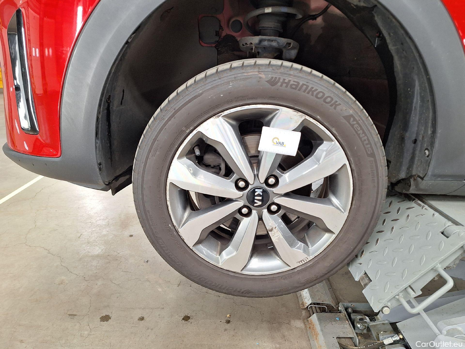  KIA  STONIC Kia,  FL'20, KIA  1.0 T 100 More 5d #9