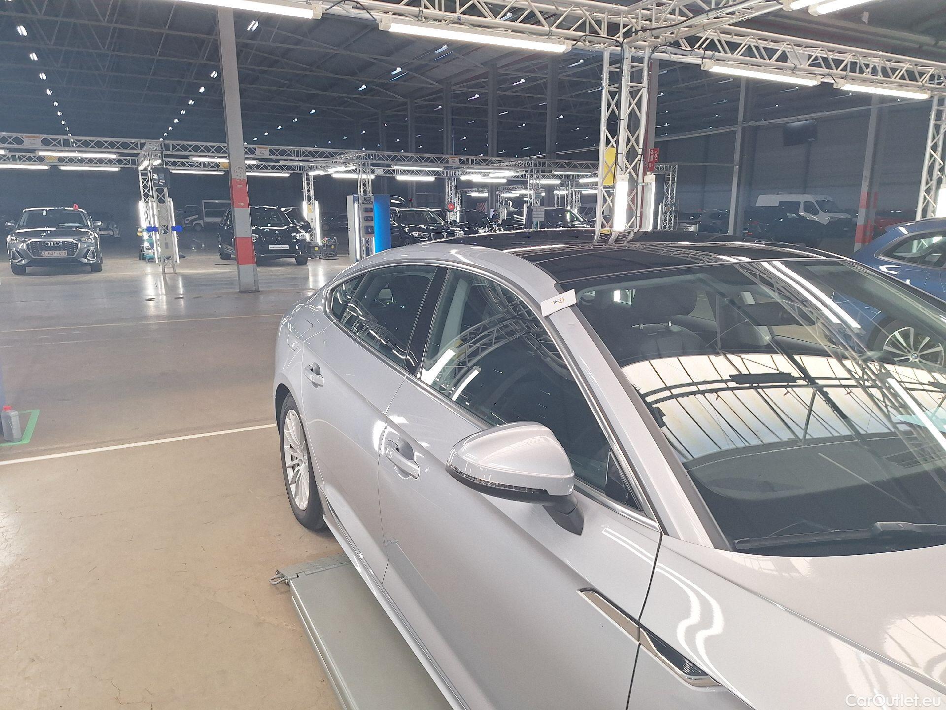  Audi  A5 Sportback Audi, A5 SB FL'20, Audi  30 TDI S tronic Business Edition #1