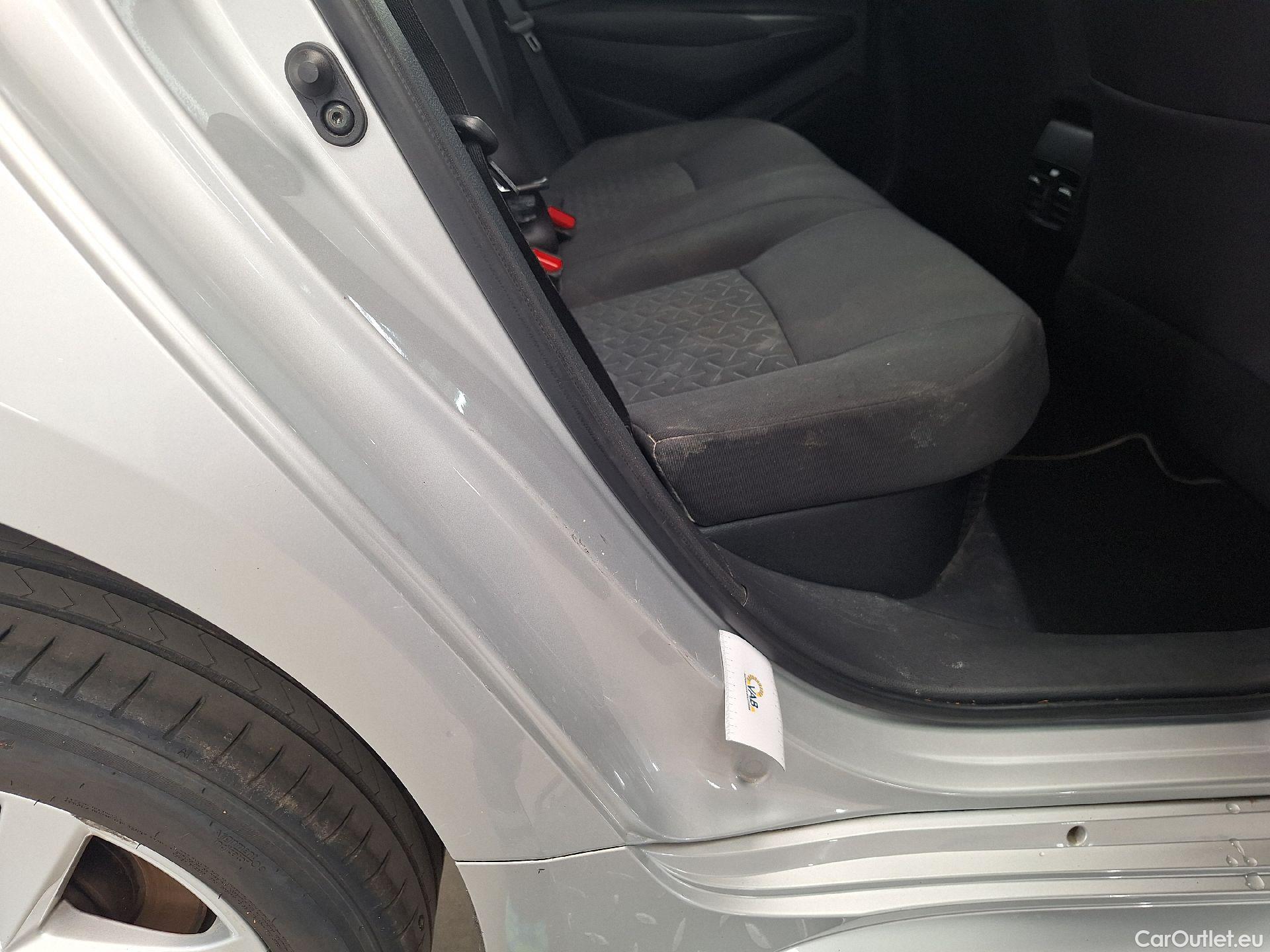  Toyota  Corolla Toyota,  TS '19, Toyota  Touring Sports 1.8 Hybrid Dynamic e #40