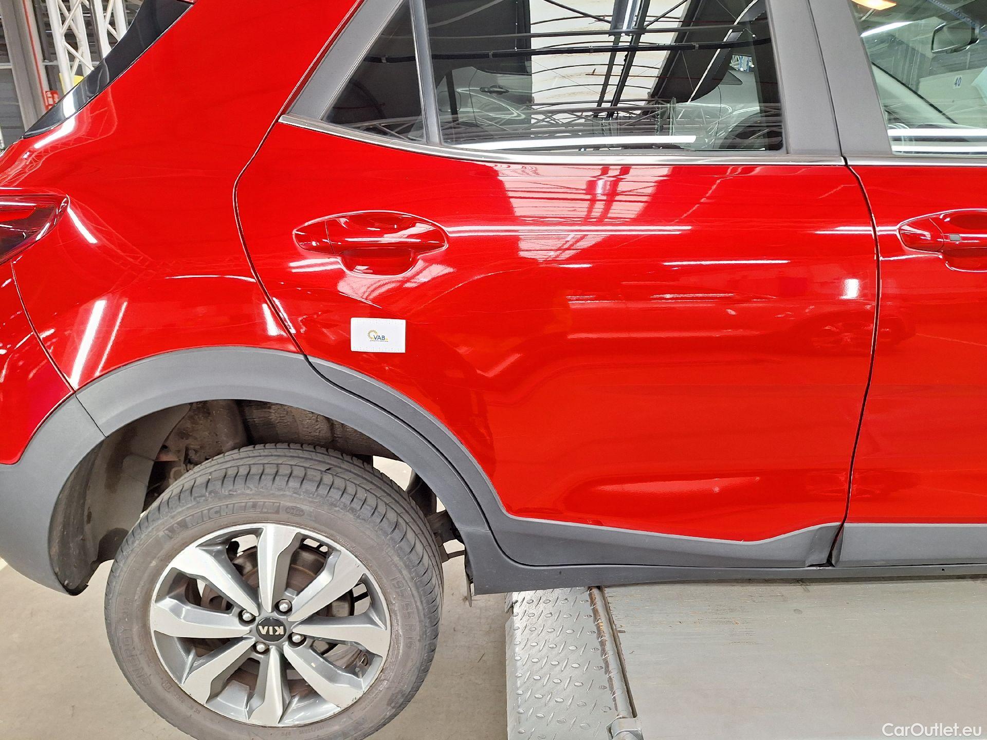  KIA  STONIC Kia,  FL'20, KIA  1.0 T 100 More 5d #38