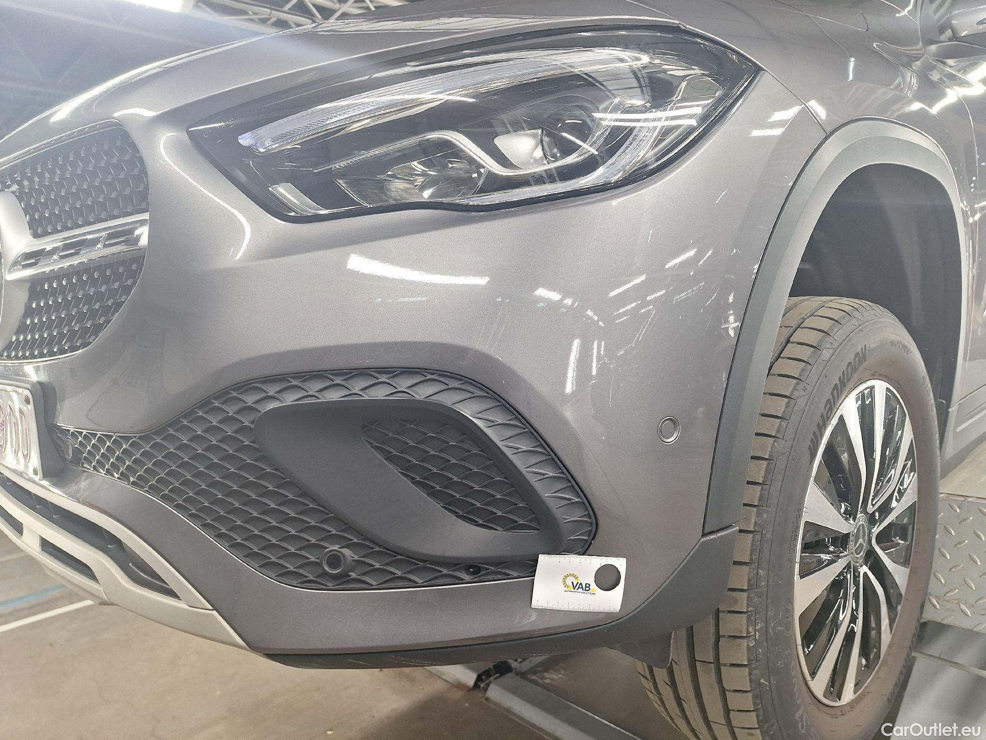  Mercedes  GLA Mercedes,  '20, Mercedes-Benz   180 d 5d #16