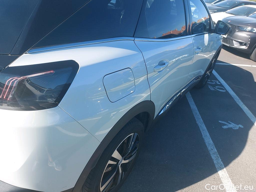  Peugeot  3008 PEUGEOT  / 2020 / 5P / todoterreno 1.5 BlueHDi 96kW S&S GT EAT8 #20